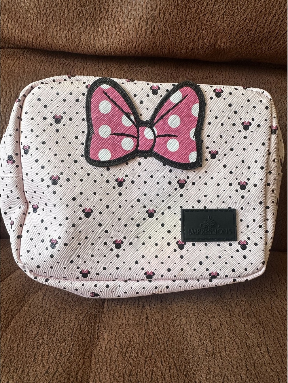 Authentic Disney x Impressions Vanity Minnie Mouse Cosmetic Clutch